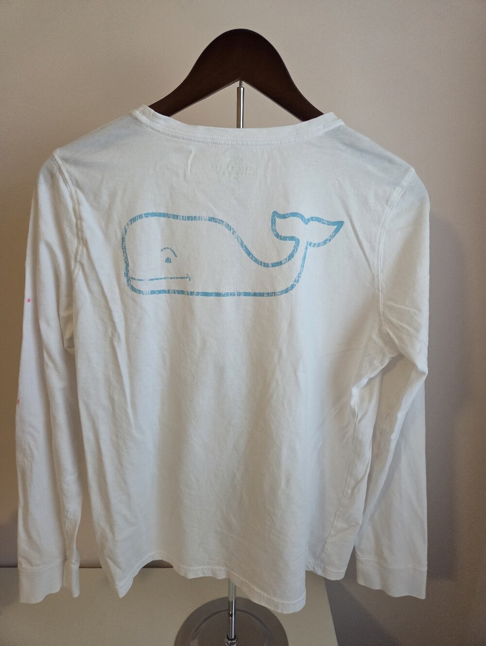Vineyard Vines White Kids Long-Sleeve Tee with Light Blue Whale